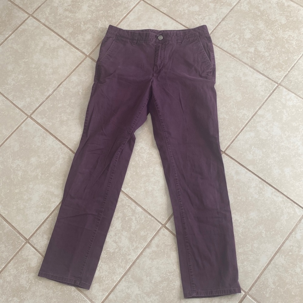 Bonobos 32/32 Slim maroon chinos with slight fading as pictured